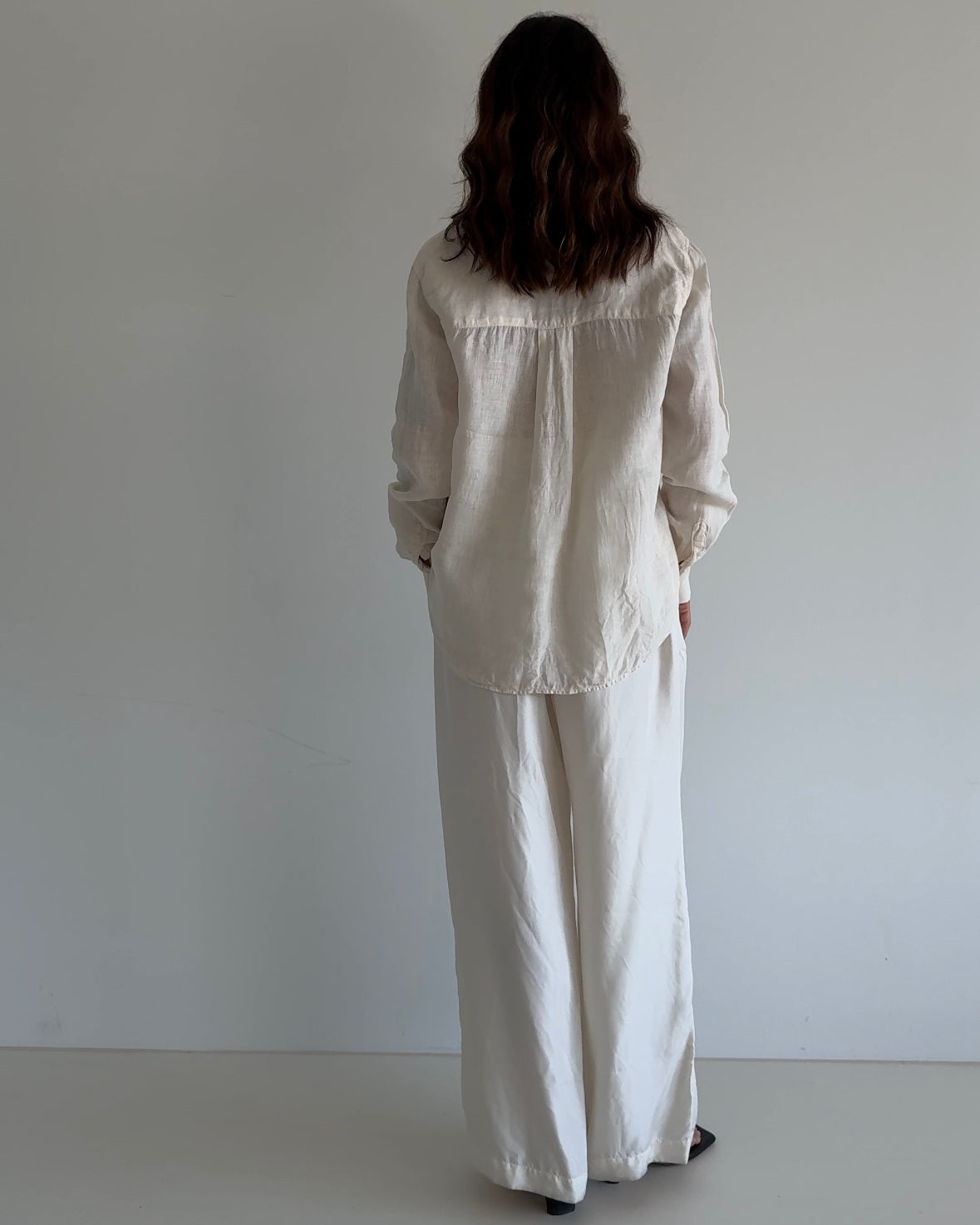 Vintage Linen Button-Up Shirt – Natural Beige