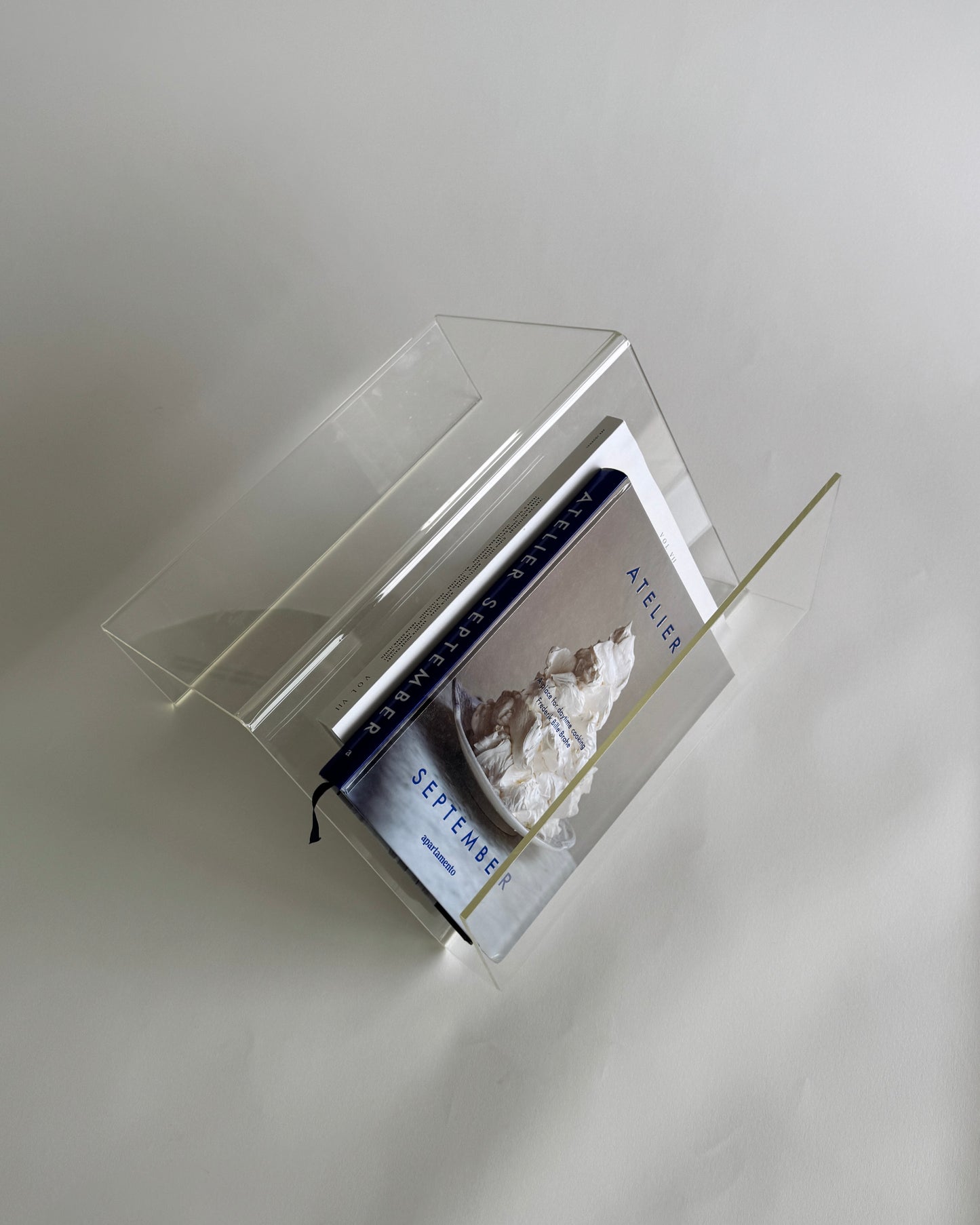 Vintage Minimalist Acrylic Book Stand