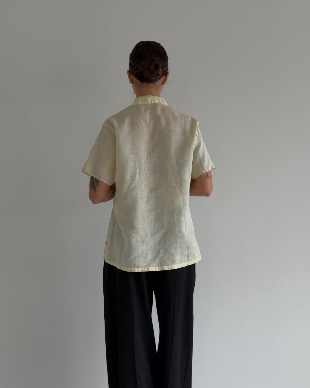 Vintage Blouse in Butter Yellow