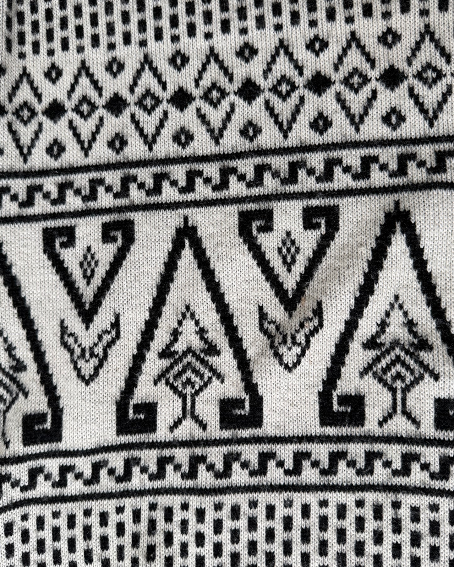 Pullover with Pattern