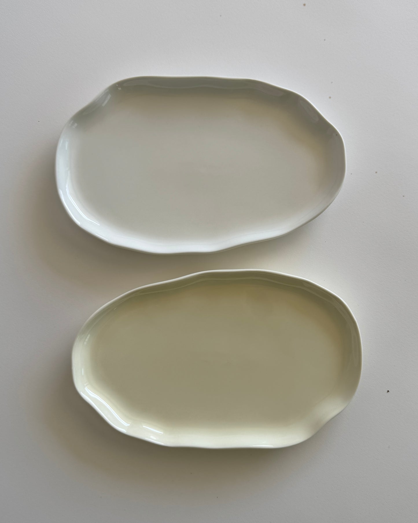 Porcelain Plate Butter Yellow -Set of 2