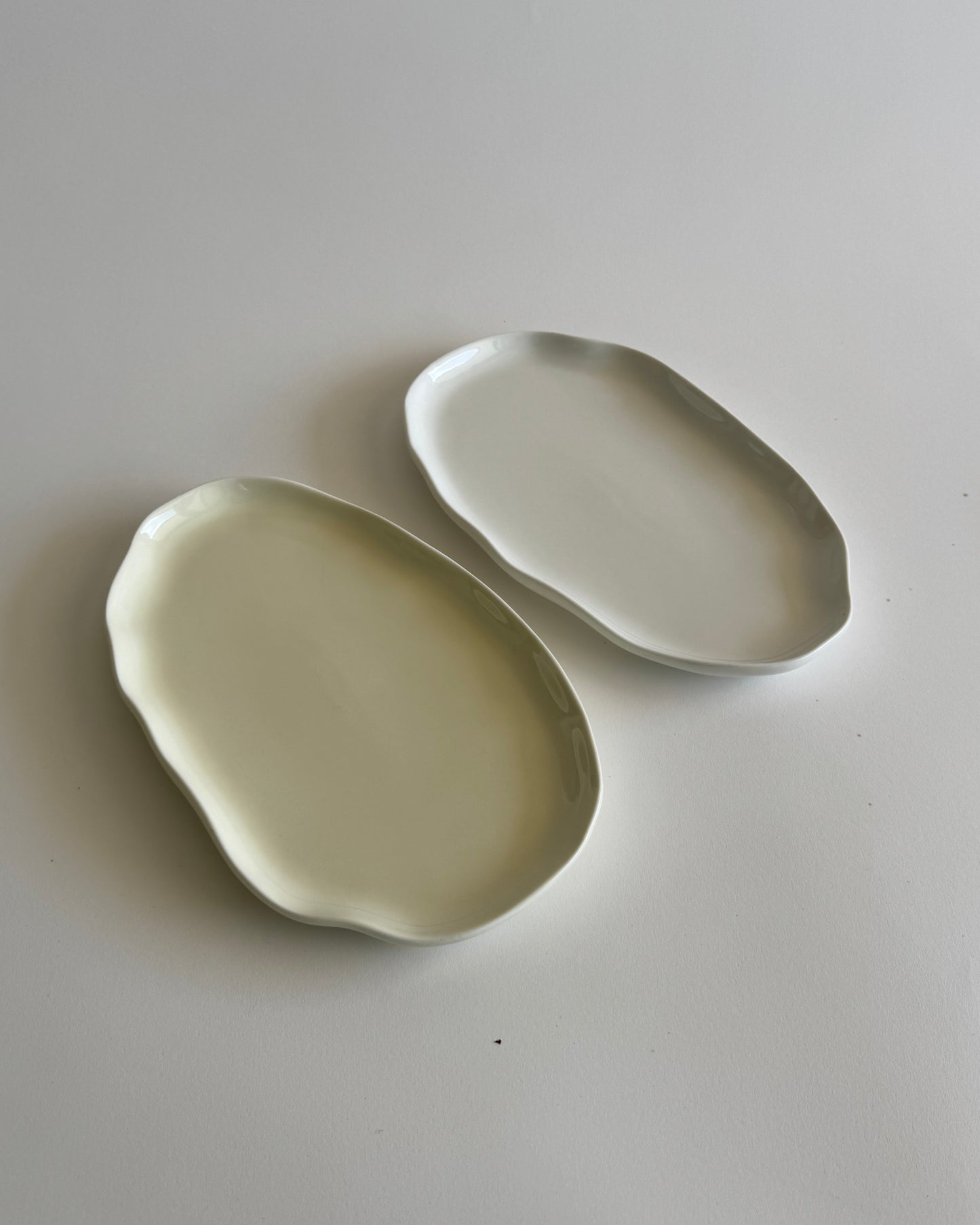 Porcelain Plate Butter Yellow -Set of 2