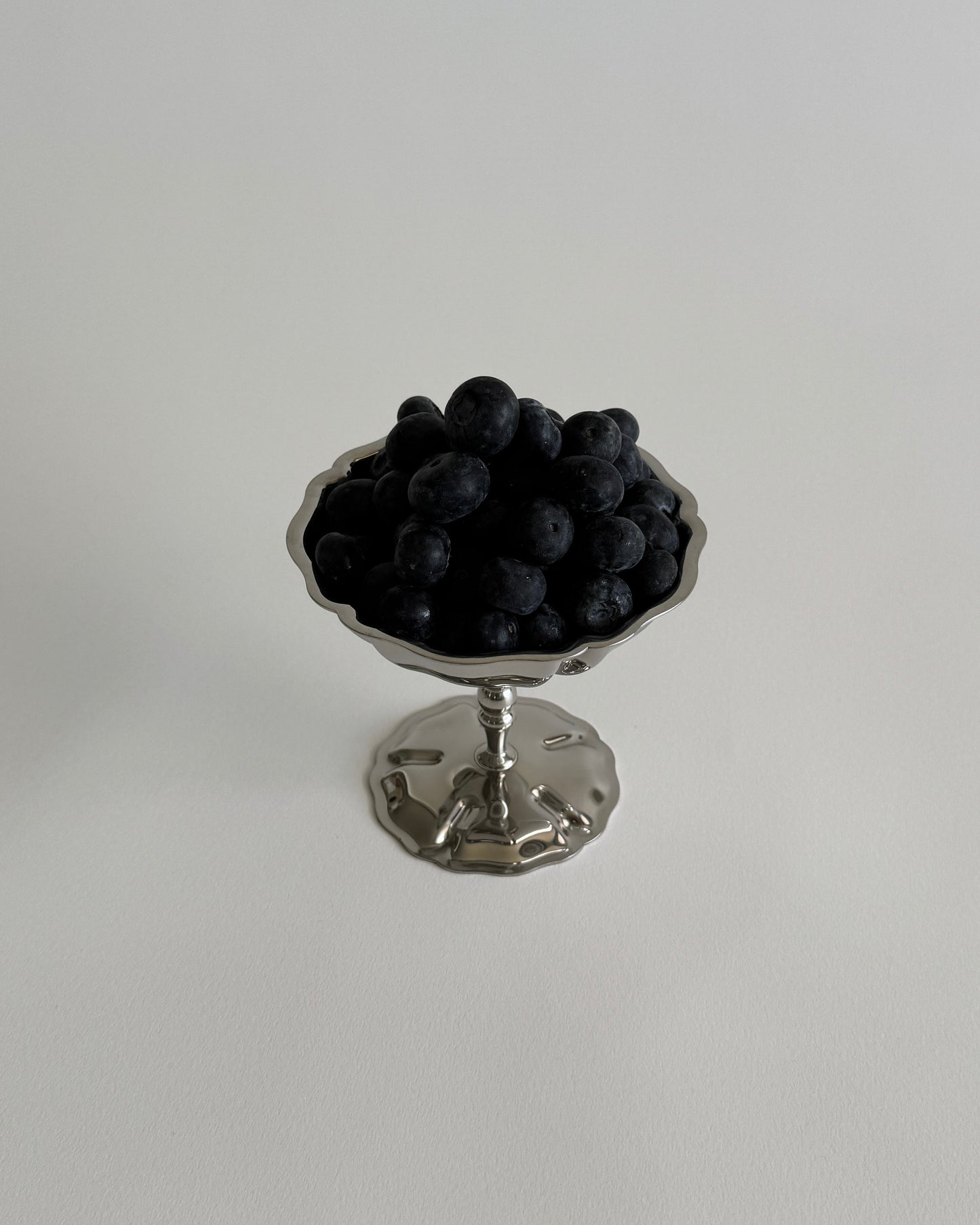 Elegant Pedestal Bowl - Set of 2