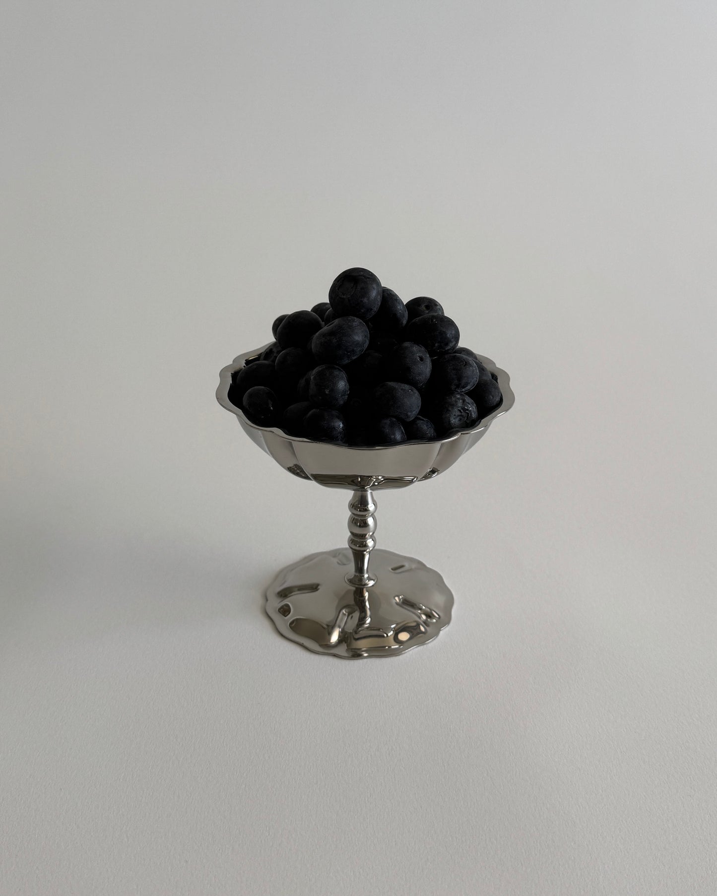 Elegant Pedestal Bowl - Set of 2