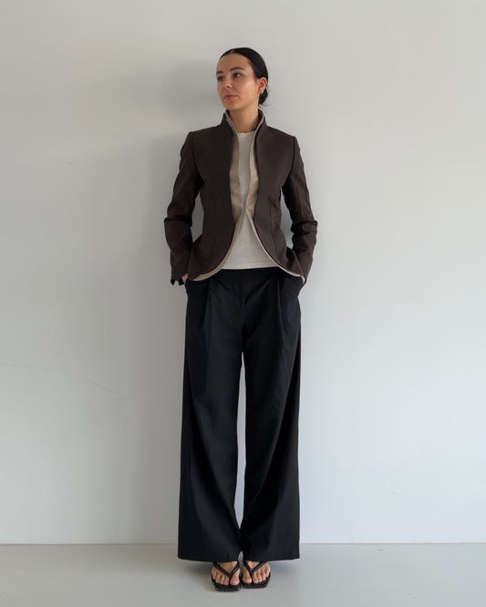 Two-coloured fitted blazer