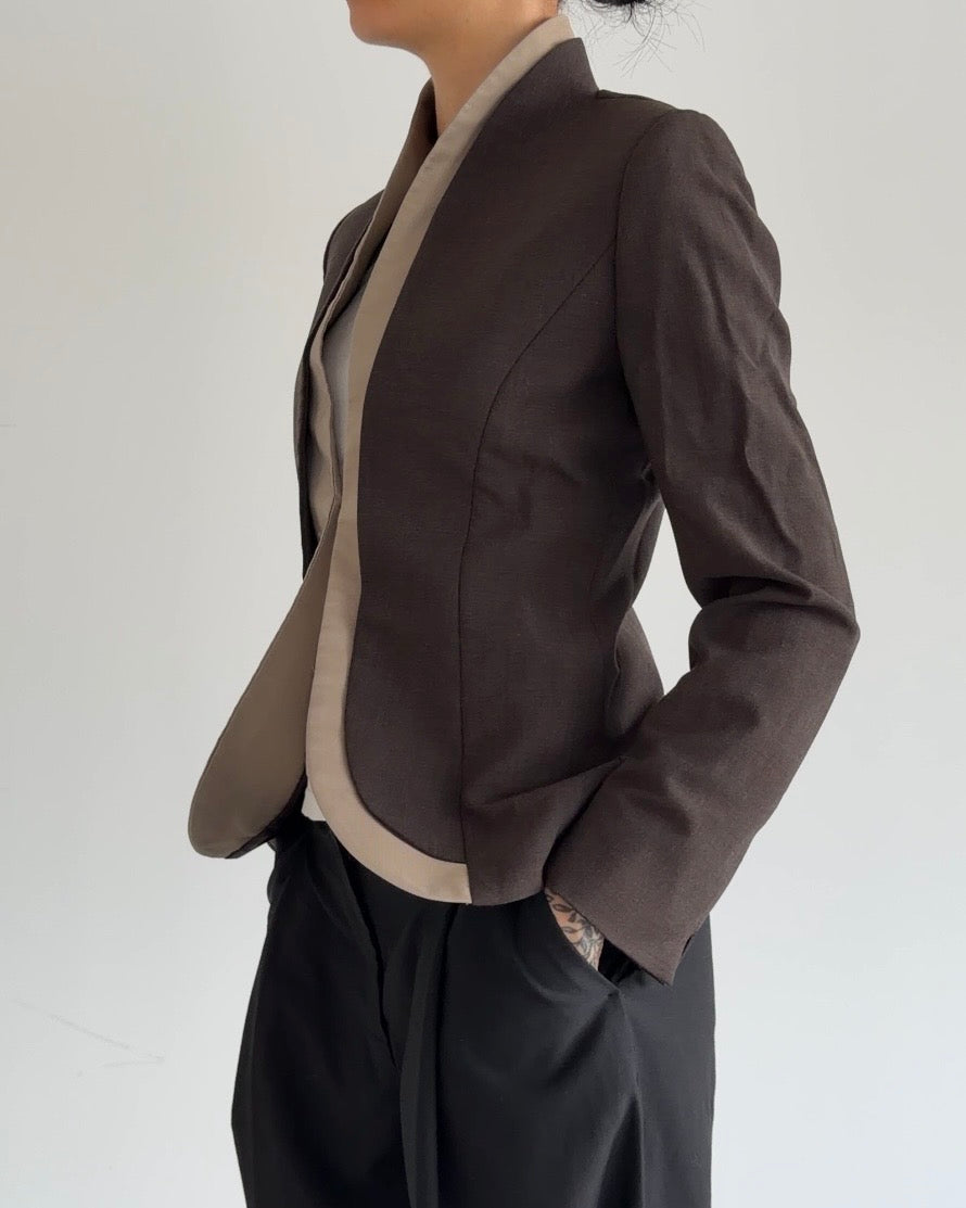 Two-coloured fitted blazer