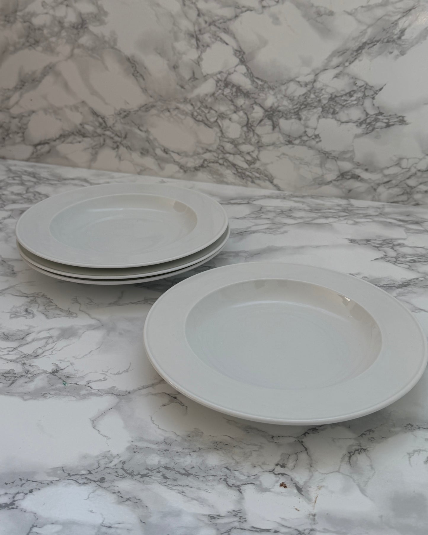 White VIntage Plate - Set of 2