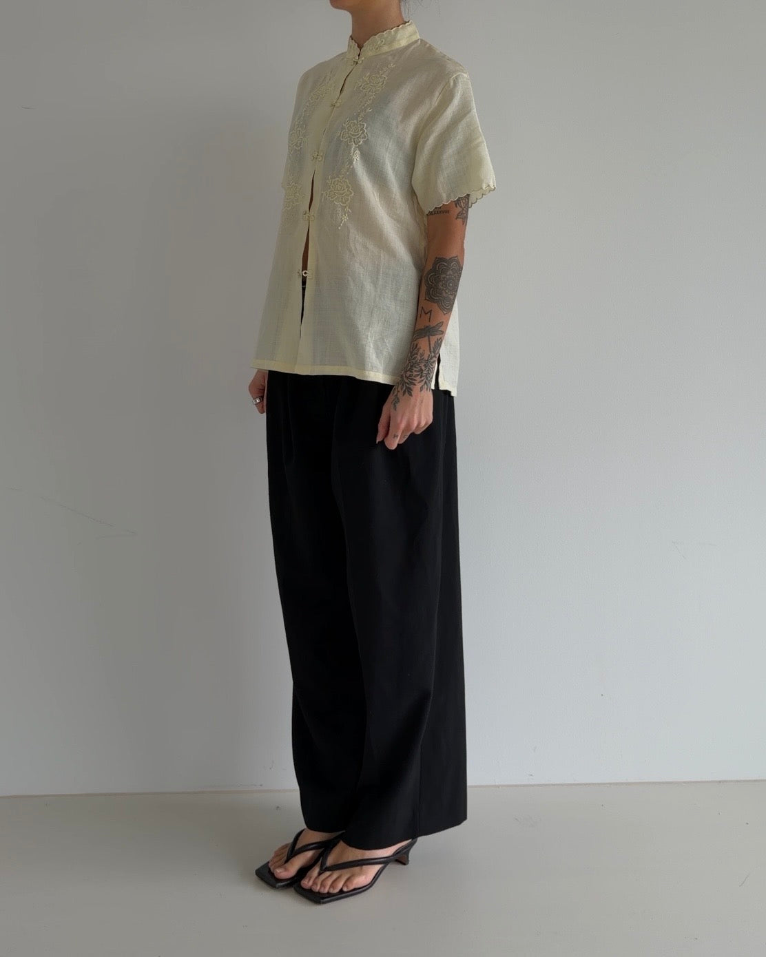 Vintage Blouse in Butter Yellow