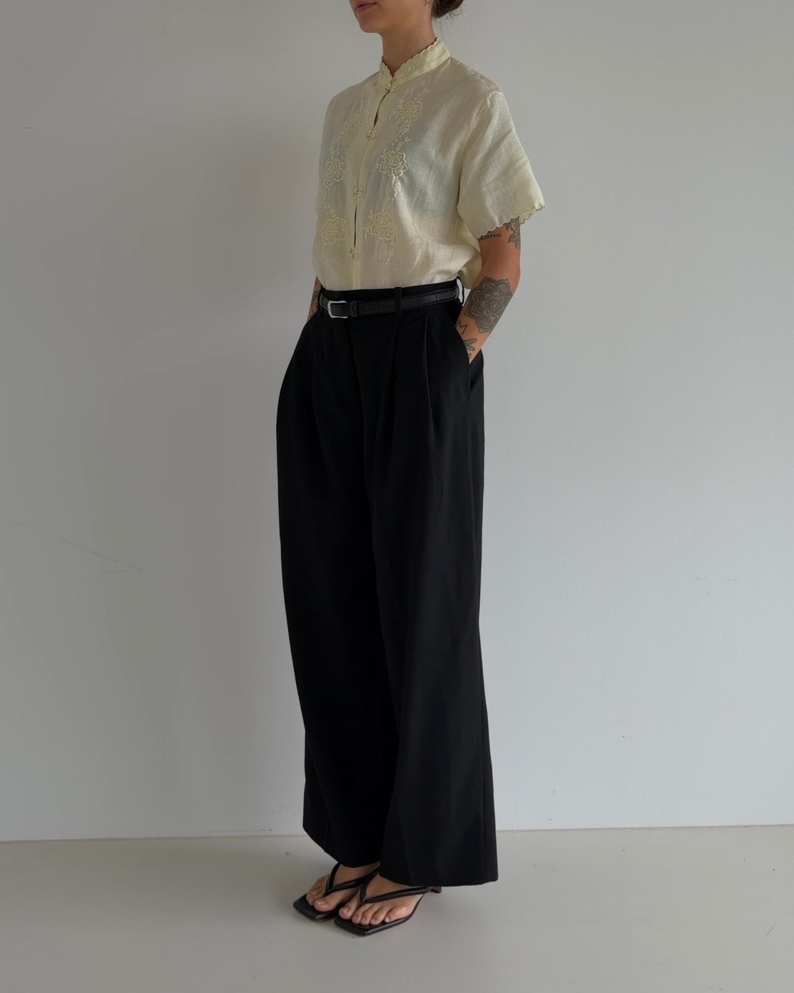 Vintage Blouse in Butter Yellow