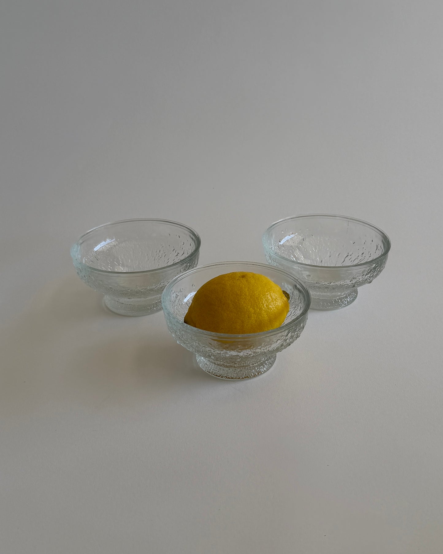 Vintage Textured Glass Dessert Bowls – Set of 3
