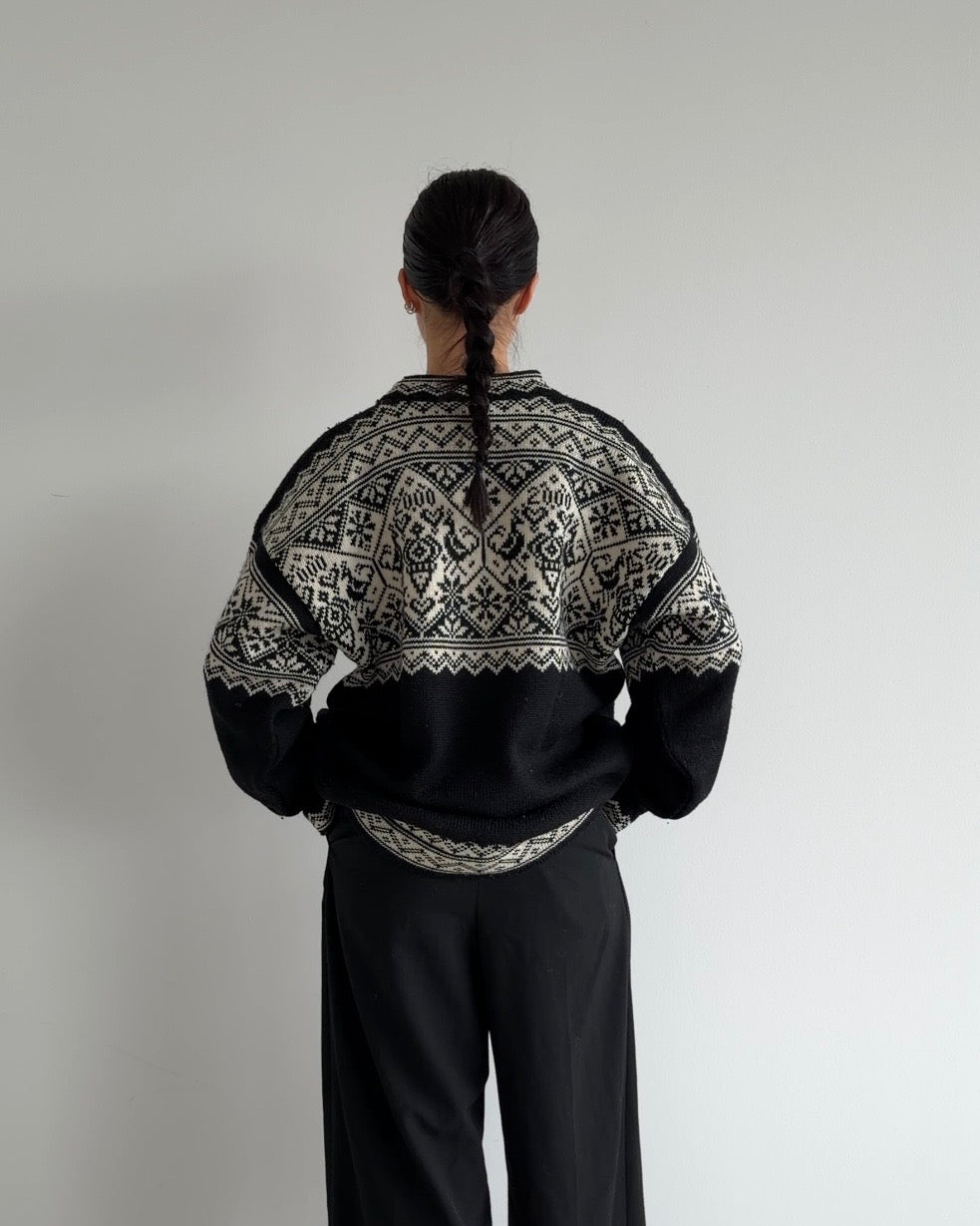 Wool Pullover Black /White