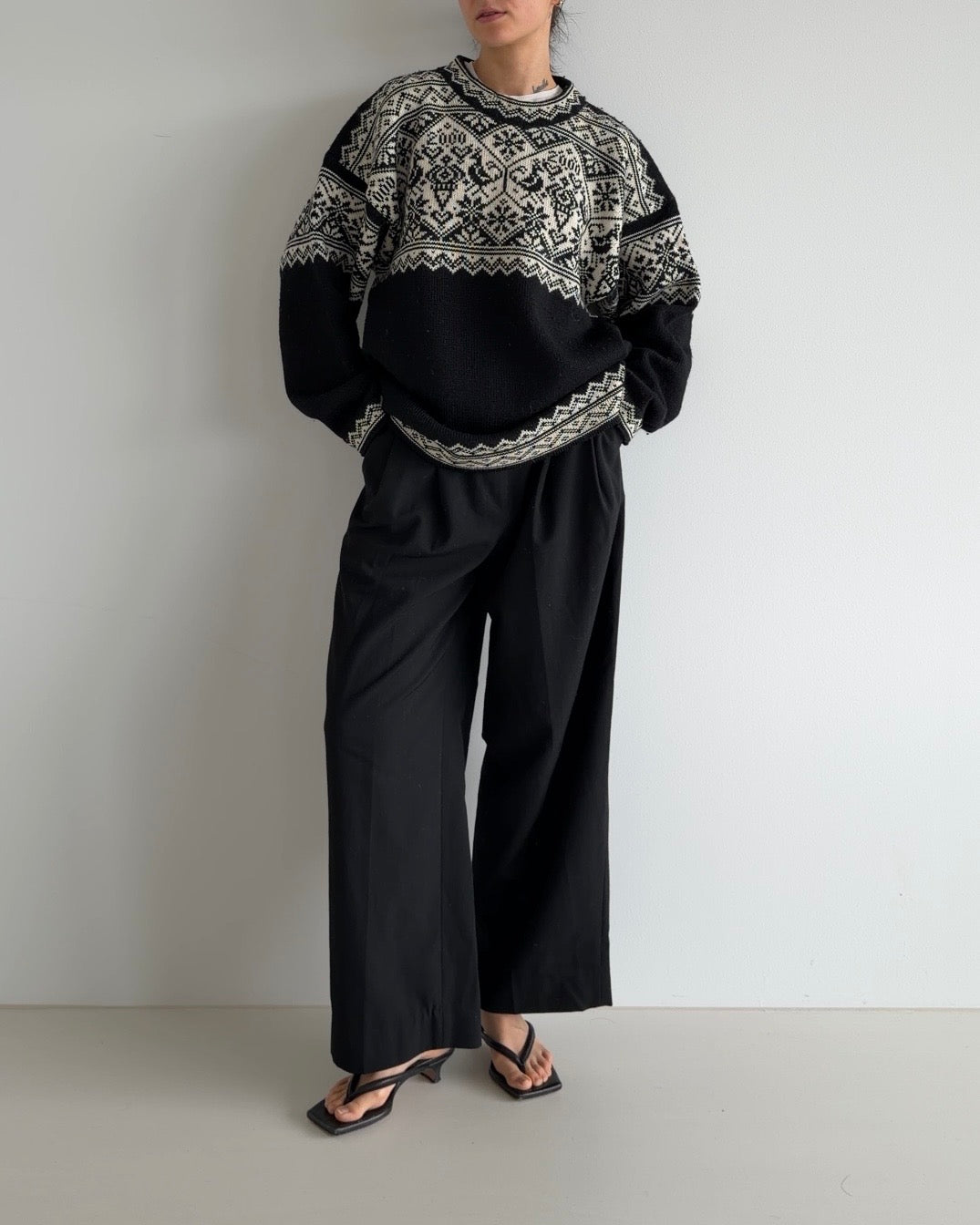 Wool Pullover Black /White