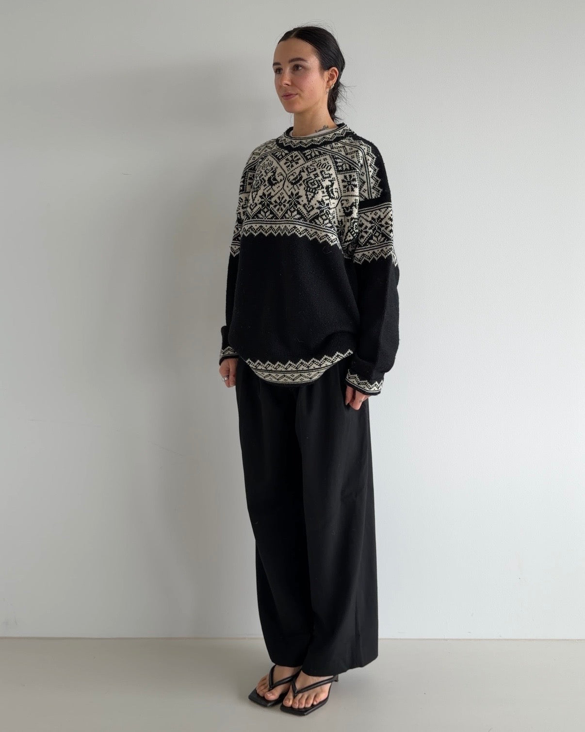 Wool Pullover Black /White