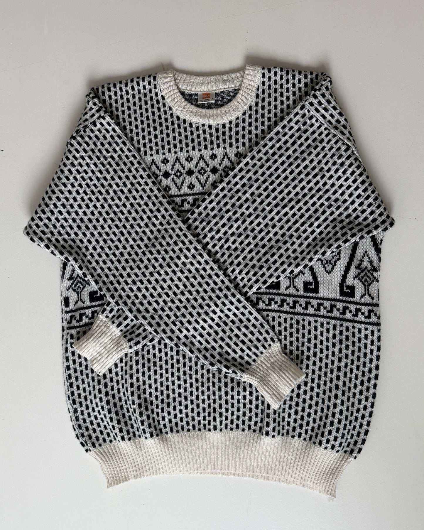 Pullover with Pattern