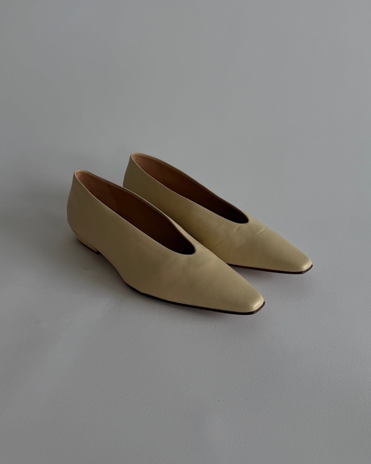 Bottega Veneta Almond Flats in Cream