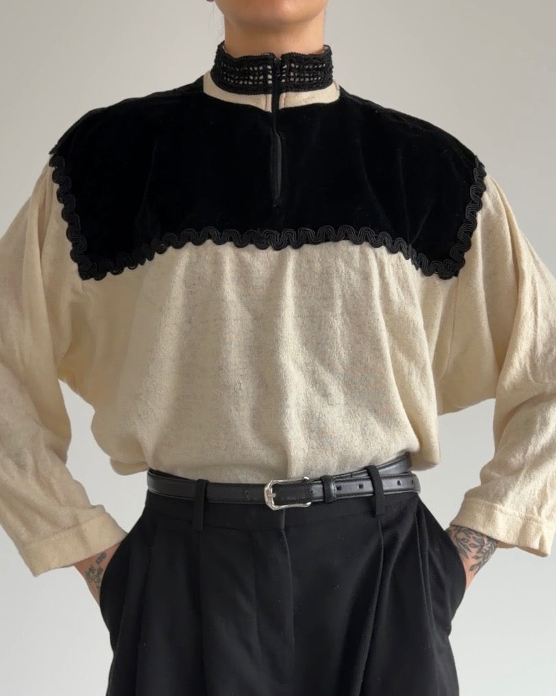 Soft Pullover Cream / Black
