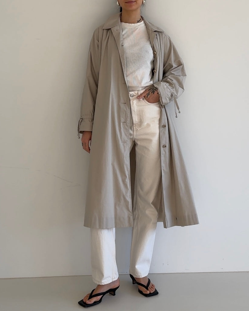 Light Trenchcoat