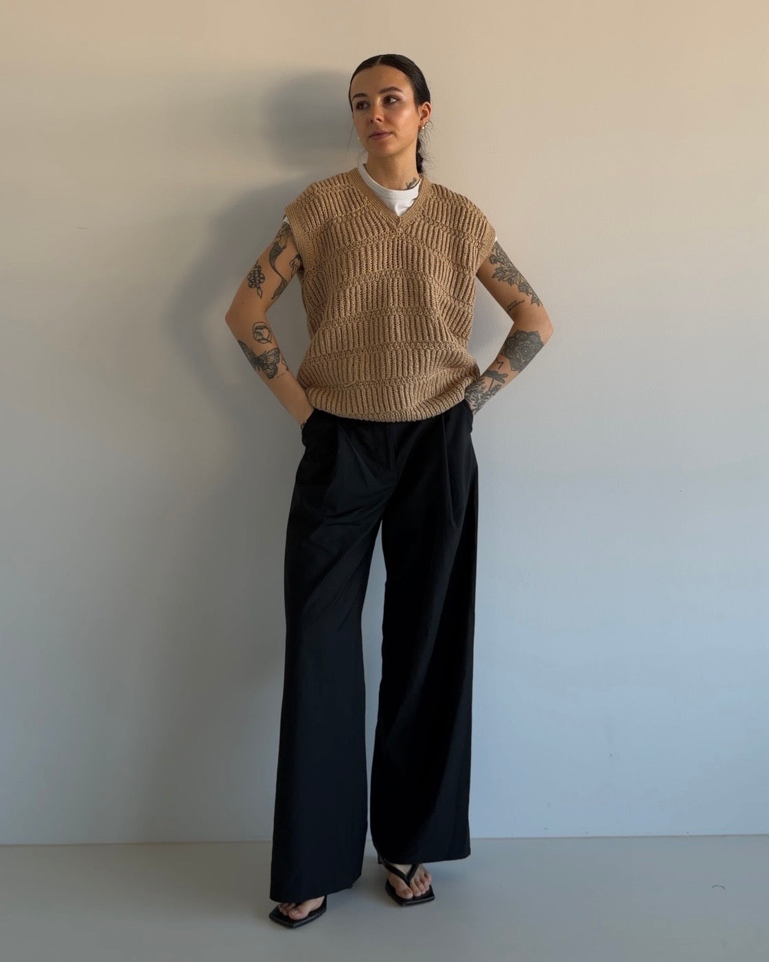 Knitted Wool Vest Brown