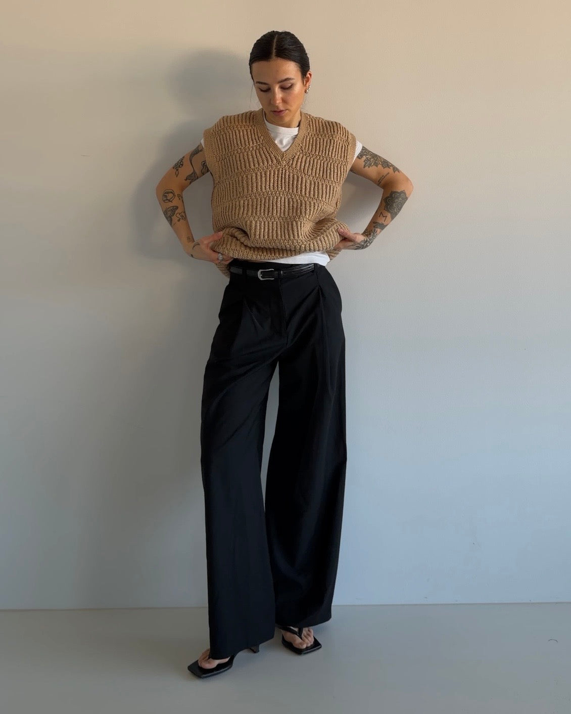 Knitted Wool Vest Brown