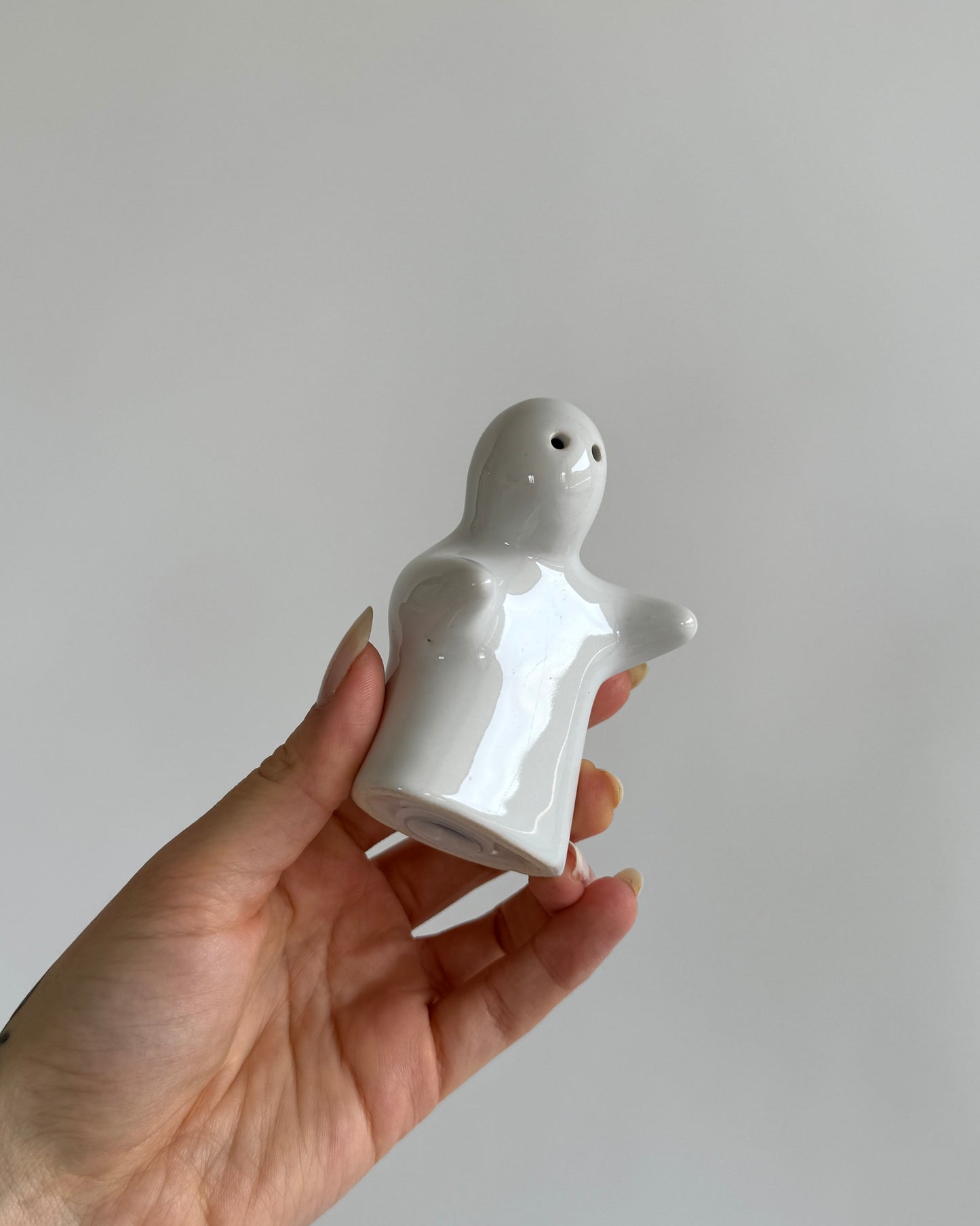 Hugging Salt & Pepper Shaker